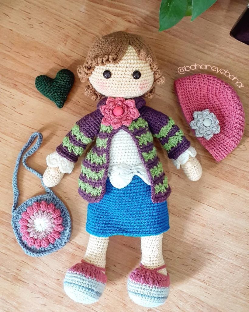 Marina Doll Amigurumi Free Crochet Pattern – Amigurumi